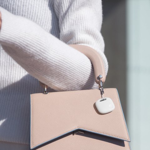 Inteligentny lokalizator GPS do kluczy torebki dla dziecka T2 Pro biały