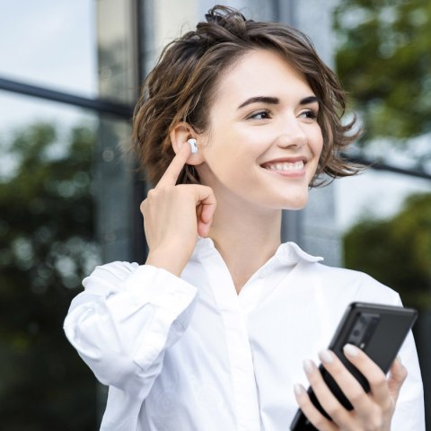 Słuchawki bezprzewodowe TWS Bluetooth 5.0 Encok WM01 Plus białe