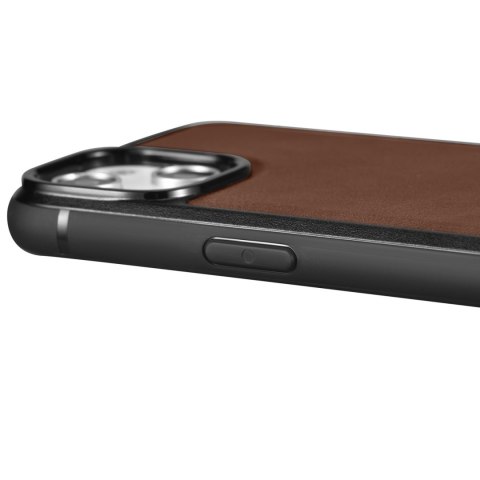 Etui pokryte naturalną skórą do iPhone 14 Pro Leather Oil Wax ciemny brąz