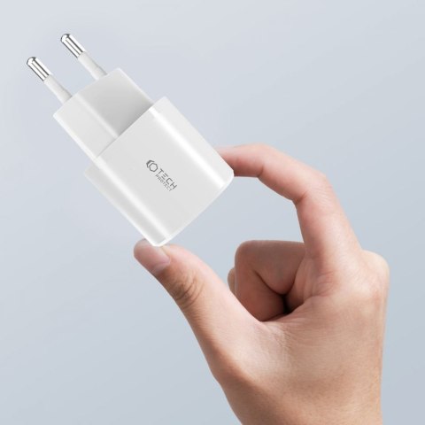 Ładowarka sieciowa C20W mini USB-C PD 20W / USB-A QC 3.0 - czarna