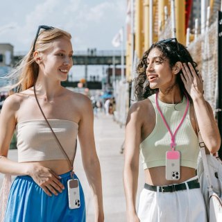 Smycz do etui telefonu z regulowanym paskiem 80 cm - czarna